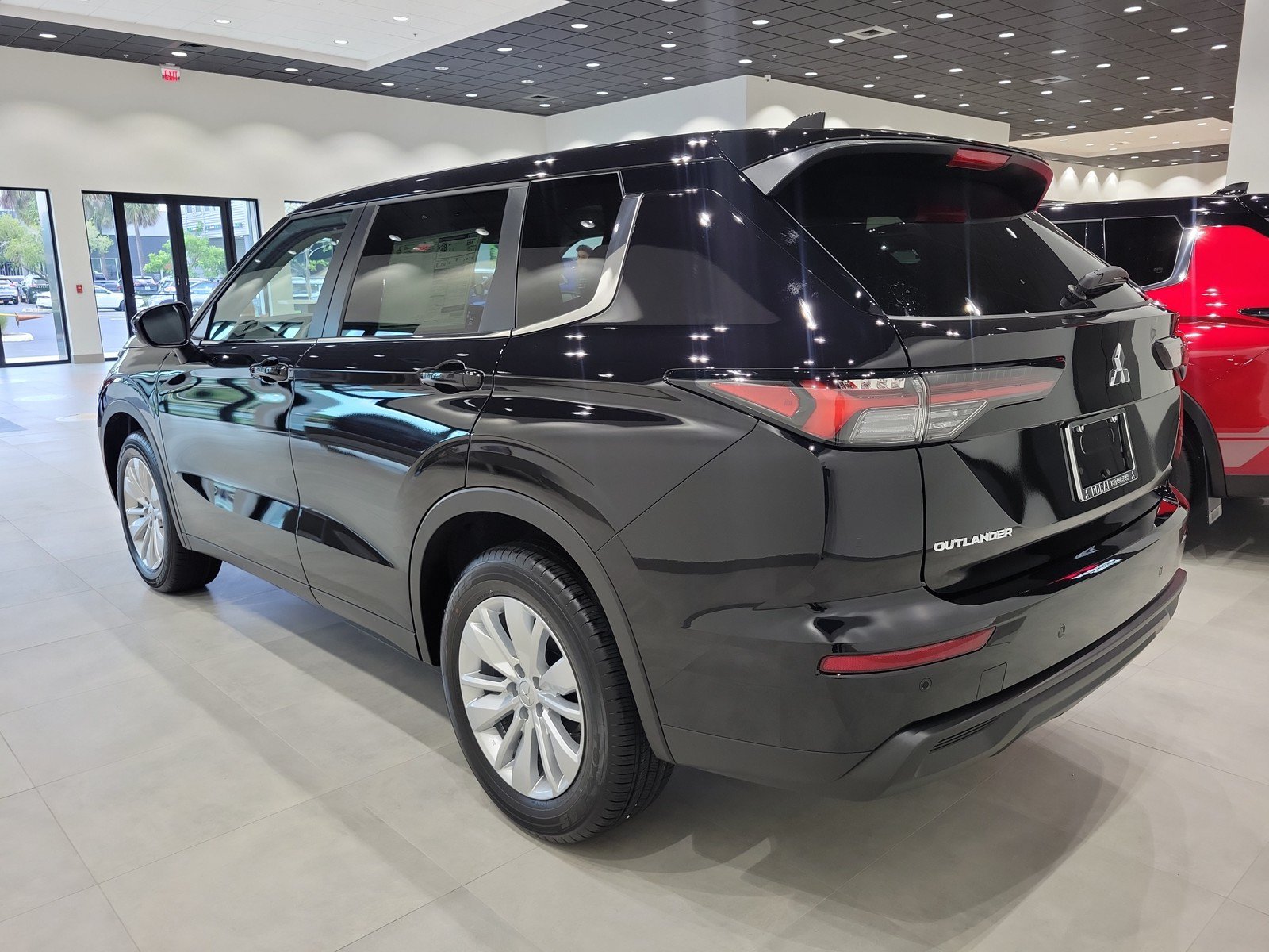 New 2026 Mitsubishi Outlander ES FWD image 6