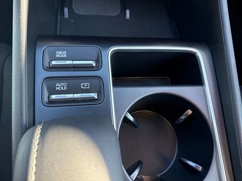 Certified 2024 Hyundai Sonata SEL w/ Convenience Package image 30