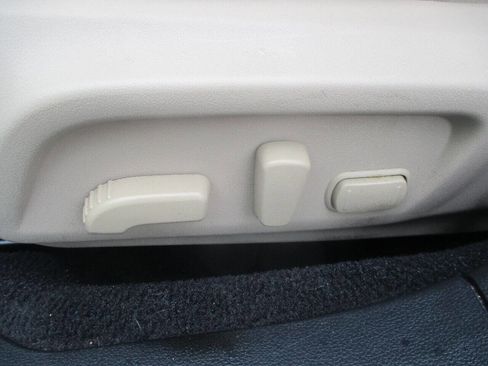 Used 2018 Subaru Outback 2.5i Premium image 14