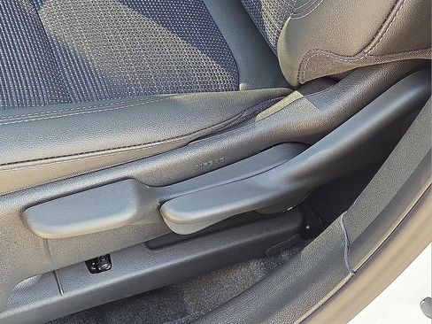 New 2026 Buick Envista Preferred image 14