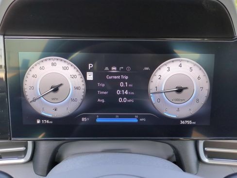 Certified 2024 Hyundai Elantra SEL FWD image 20