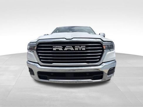 Used 2025 RAM 1500 Laramie AWD/4WD image 2