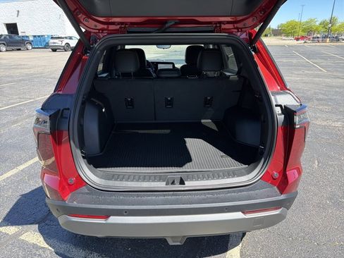 New 2026 Chevrolet Equinox LT w/ Convenience Package II AWD/4WD image 35