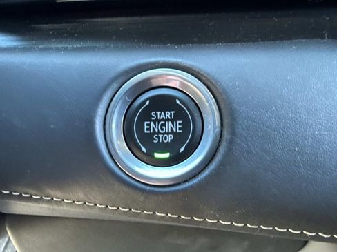 Used 2022 Cadillac Escalade ESV Premium Luxury Platinum w/ LPO, Radiant Package image 36