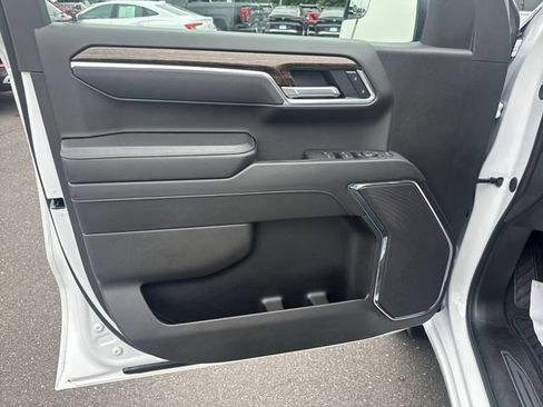 Certified 2025 GMC Sierra 1500 Elevation AWD/4WD image 22