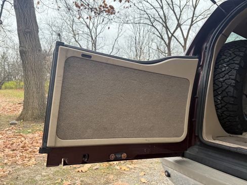 Used 2001 Ford Excursion Limited image 63