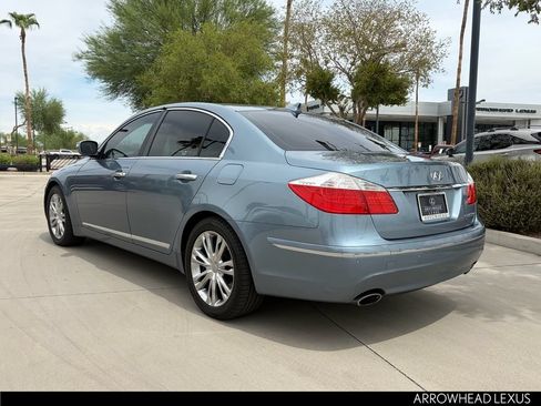 Used 2011 Hyundai Genesis 4.6 RWD image 4