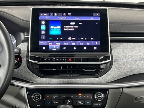 Used 2022 Jeep Compass Latitude w/ Convenience Group image 22