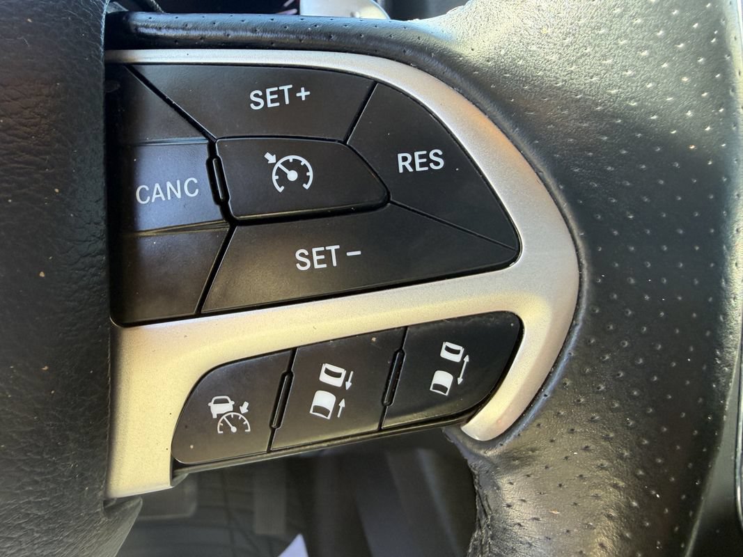 Used 2016 Dodge Durango Citadel w/ Premium Entertainment Group AWD/4WD image 27