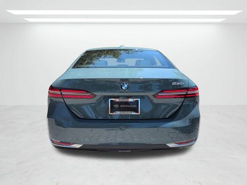 New 2026 BMW 530i w/ Premium Package RWD image 5