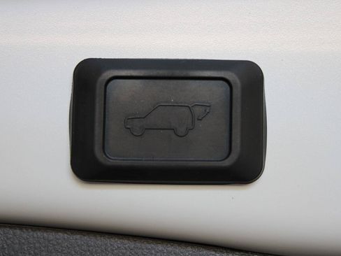 Used 2023 Toyota RAV4 XSE w/ Weather Package AWD/4WD image 35