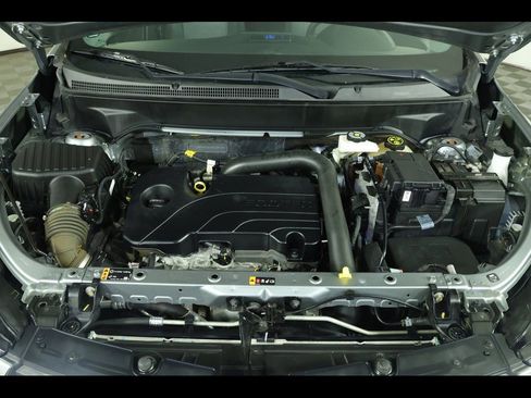 Used 2023 Chevrolet Equinox LT image 16