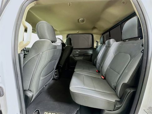 Used 2019 RAM 1500 Big Horn image 14