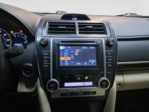Used 2012 Toyota Camry XLE FWD image 21