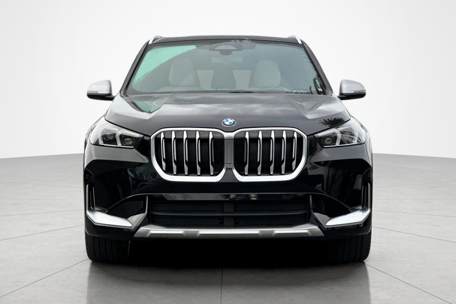 Used 2023 BMW X1 xDrive28i w/ Convenience Package AWD/4WD image 8