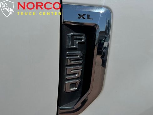 Used 2020 Ford F250 XL w/ Power Equipment Group image 12