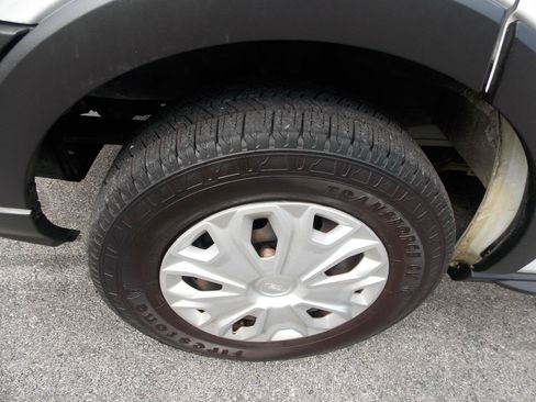 Used 2019 Ford Transit 250 130 Low Roof image 20