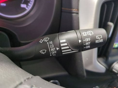 Used 2020 GMC Terrain SLT w/ Preferred Package image 31