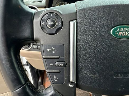 Used 2012 Land Rover LR4 HSE LUX image 29