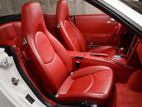 Used 2012 Porsche 911 Carrera 4 GTS image 19