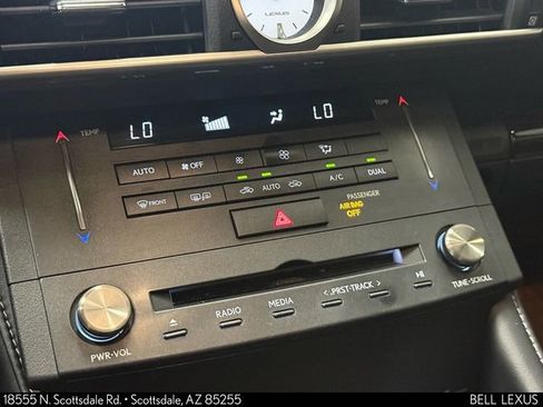 Used 2016 Lexus RC 200t image 22