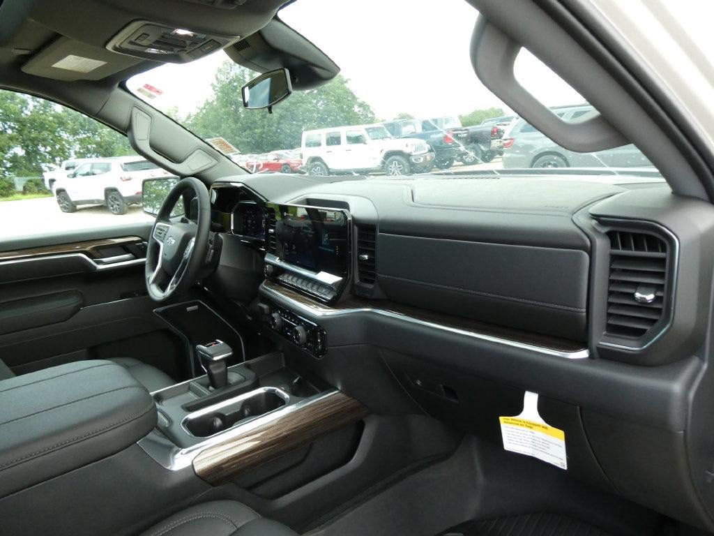 New 2026 Chevrolet Silverado 1500 RST w/ RST All Star Premium Package AWD/4WD image 14