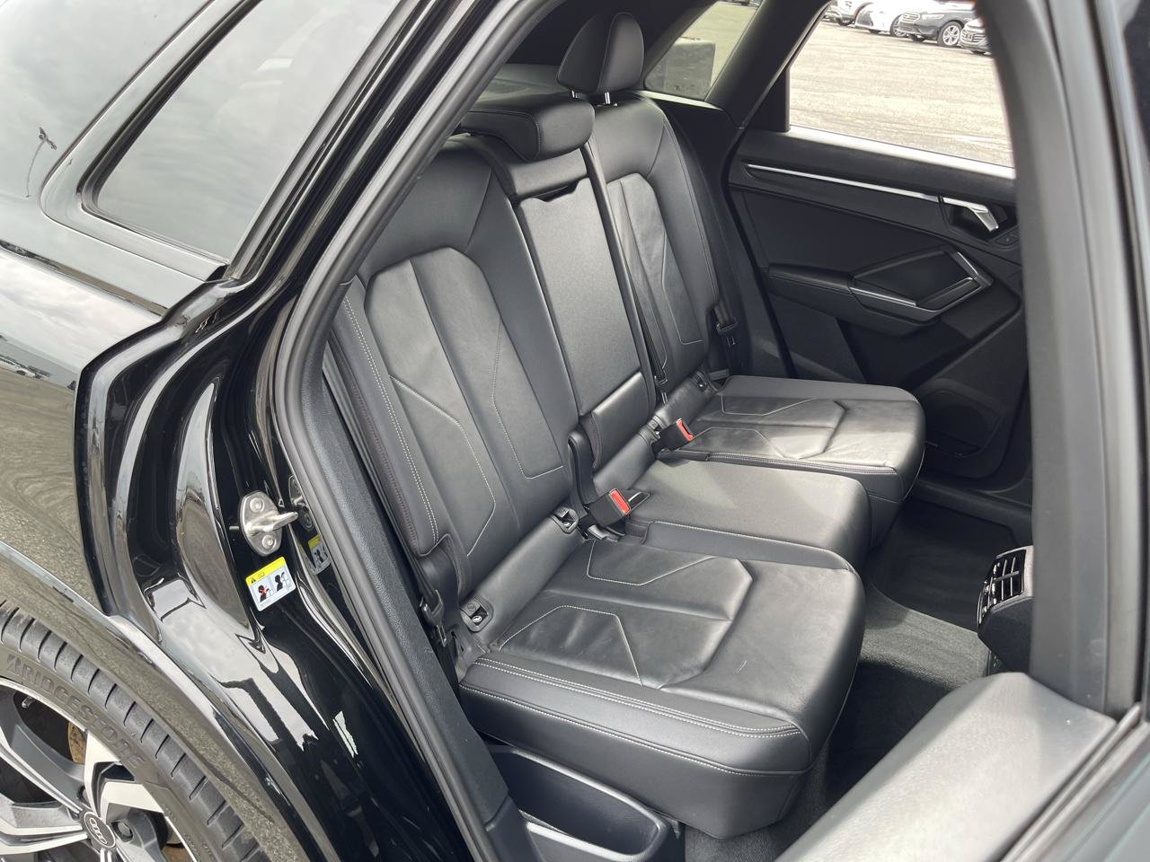 Used 2023 Audi Q3 2.0T Premium Plus w/ Premium Plus Package AWD/4WD image 27