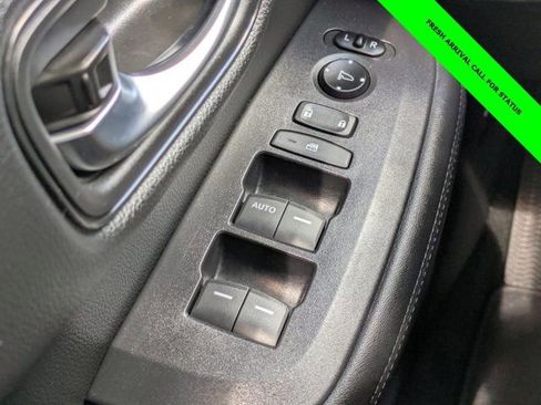 Used 2025 Honda HR-V LX image 20