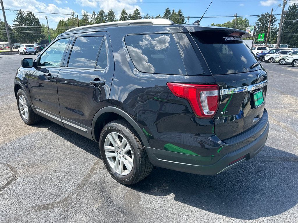 Used 2019 Ford Explorer XLT w/ Equipment Group 202A AWD/4WD image 5