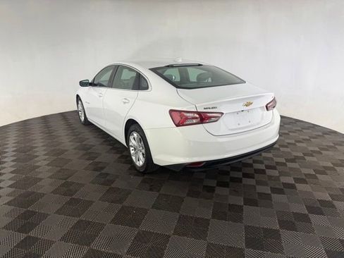 Used 2022 Chevrolet Malibu LT FWD image 5