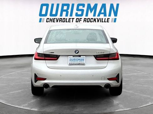 Used 2019 BMW 330i xDrive Sedan w/ Convenience Package AWD/4WD image 5