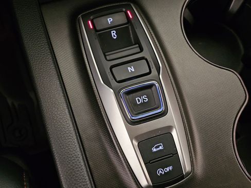 Used 2025 Honda Passport TrailSport image 24