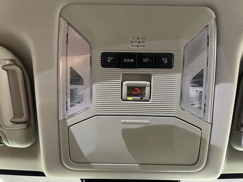 Certified 2025 Toyota RAV4 XLE AWD/4WD image 29