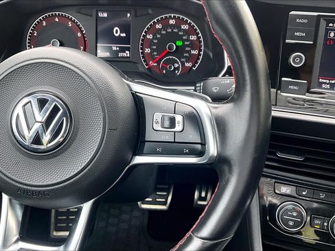 Used 2021 Volkswagen Jetta GLI FWD image 25