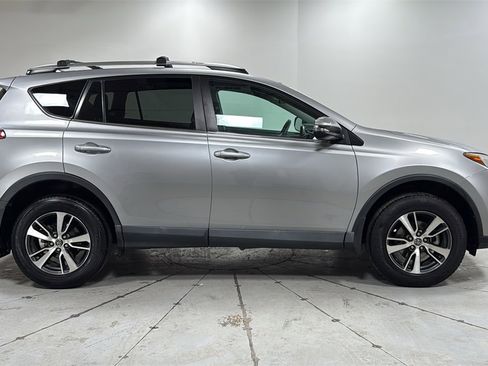 Certified 2018 Toyota RAV4 XLE image 6