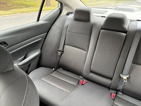 Used 2025 Nissan Altima 2.5 SV image 34