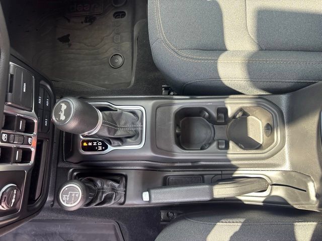Used 2026 Jeep Wrangler Unlimited Sport AWD/4WD image 38