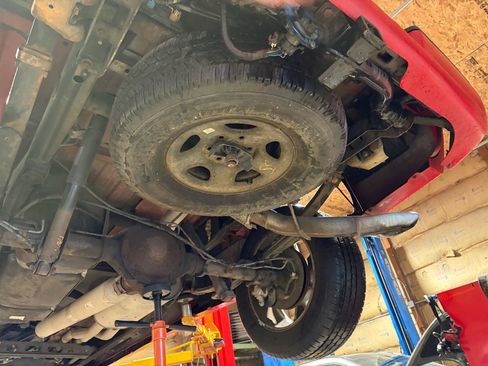 Used 2003 Chevrolet Silverado 1500 SS AWD/4WD image 32