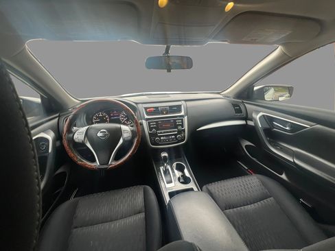 Used 2018 Nissan Altima 2.5 SV image 22