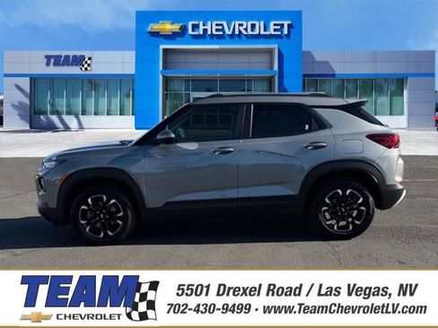Used 2023 Chevrolet TrailBlazer LT w/ Convenience Package image 1