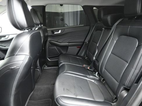 Used 2023 Ford Escape Platinum image 13