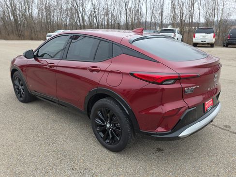 Certified 2025 Buick Envista Sport Touring w/ Convenience I Package image 6