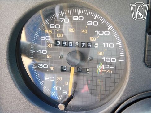 Used 1991 Pontiac Firebird Convertible RWD image 12