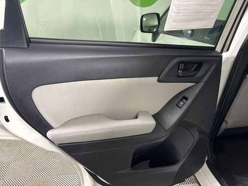 Used 2016 Subaru Forester 2.5i Premium AWD/4WD image 26