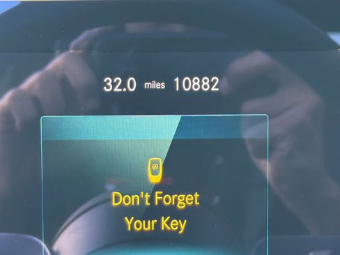 Used 2023 Mercedes-Benz E 350 Sedan image 26