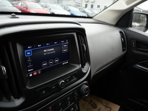 Used 2021 Chevrolet Colorado W/T w/ Custom Special Edition image 13