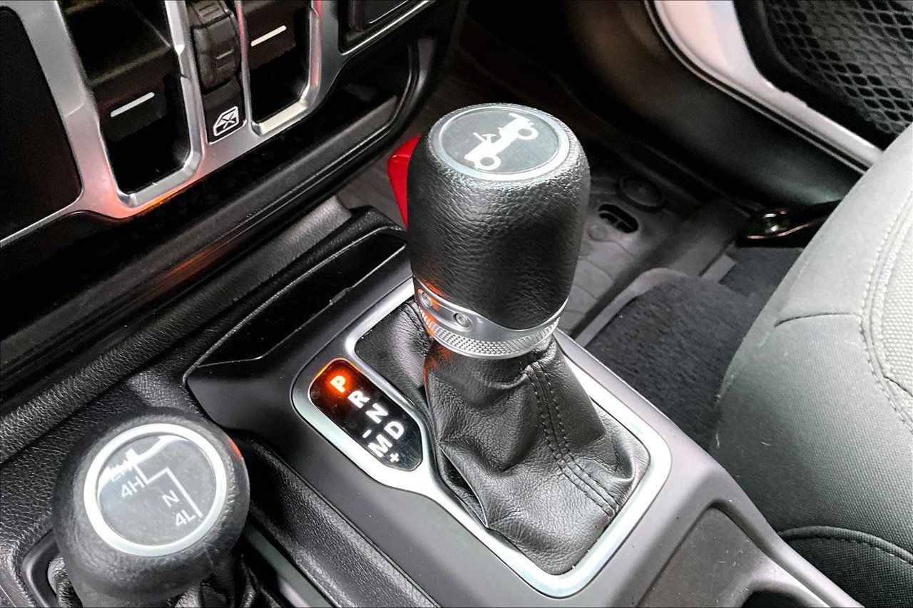 Certified 2019 Jeep Wrangler Unlimited Sport AWD/4WD image 29