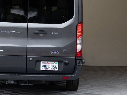 Used 2017 Ford Transit 350 XLT RWD image 12