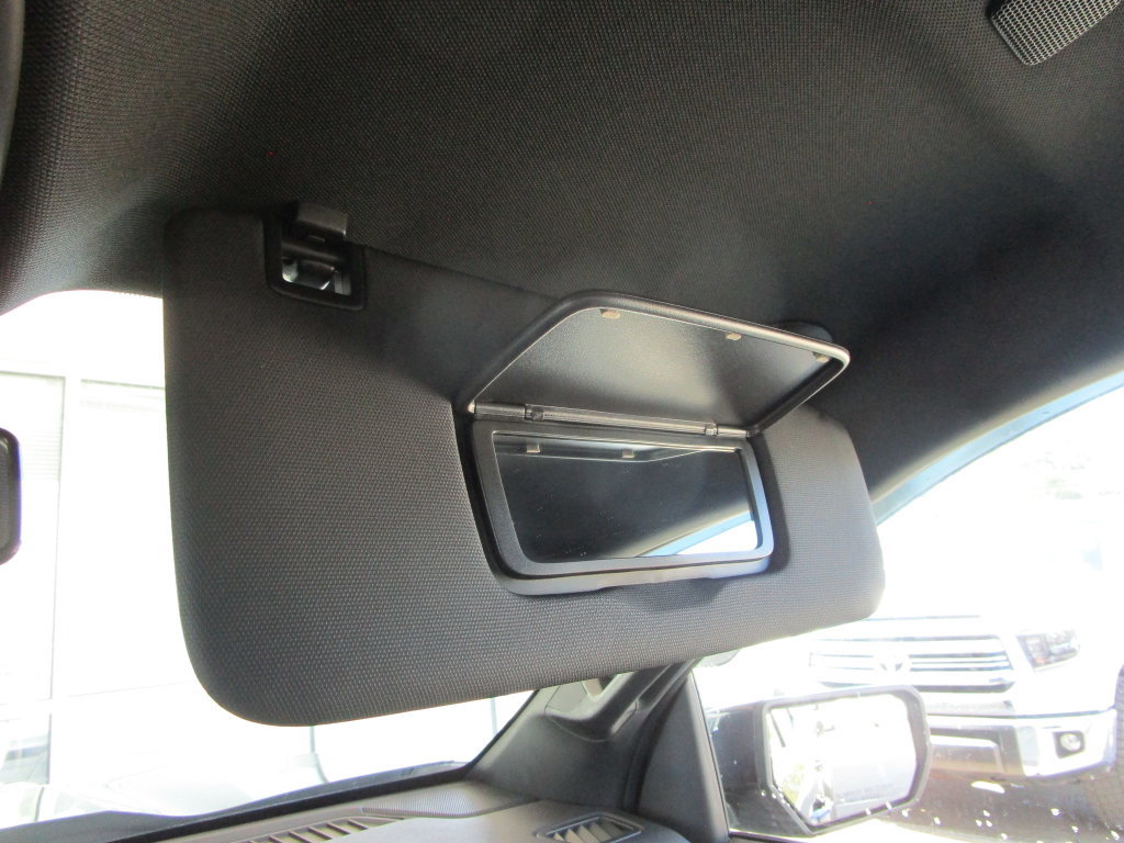 Used 2025 GMC Canyon Elevation RWD image 37