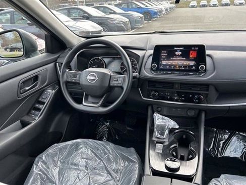 Certified 2025 Nissan Rogue S AWD/4WD image 22